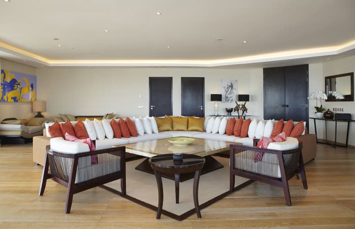 Double-Six Luxury Hotel