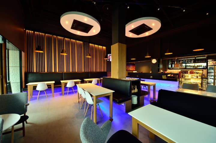 Bizotel Premier Hotel & Residence