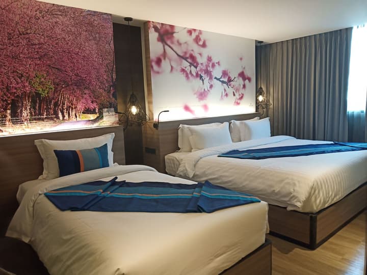 Bizotel Premier Hotel & Residence