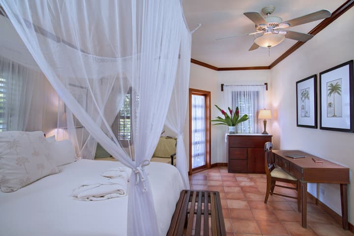 Victoria House Resort & Spa