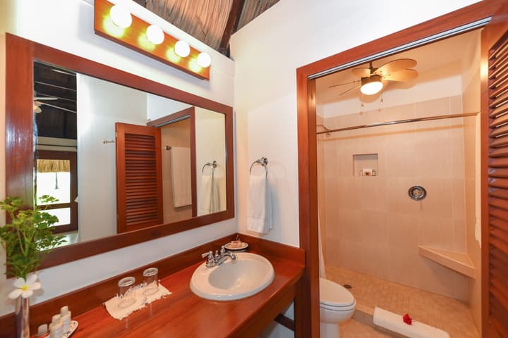 Victoria House Resort & Spa