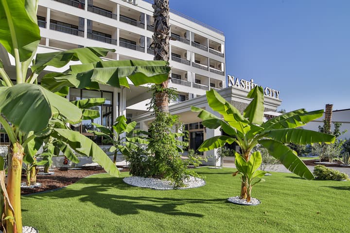 Nashira City Resort