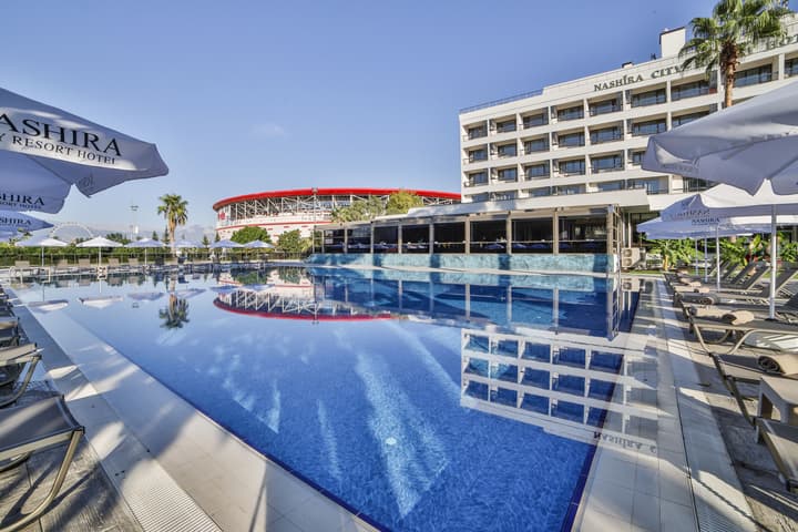 Nashira City Resort