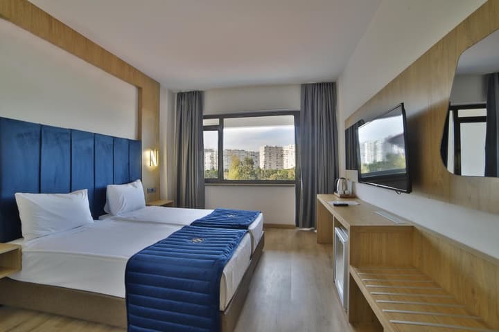 Nashira City Resort
