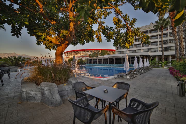 Nashira City Resort