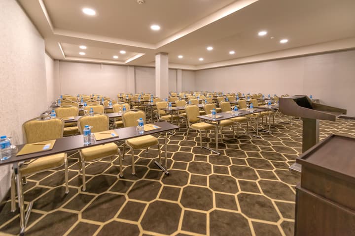 Nashira City Resort
