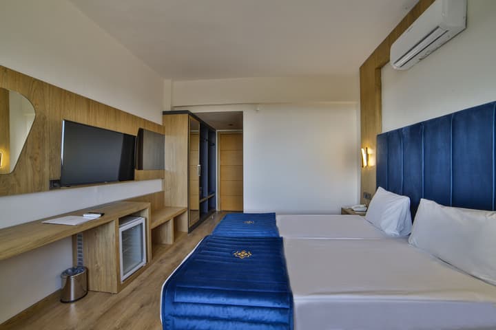 Nashira City Resort