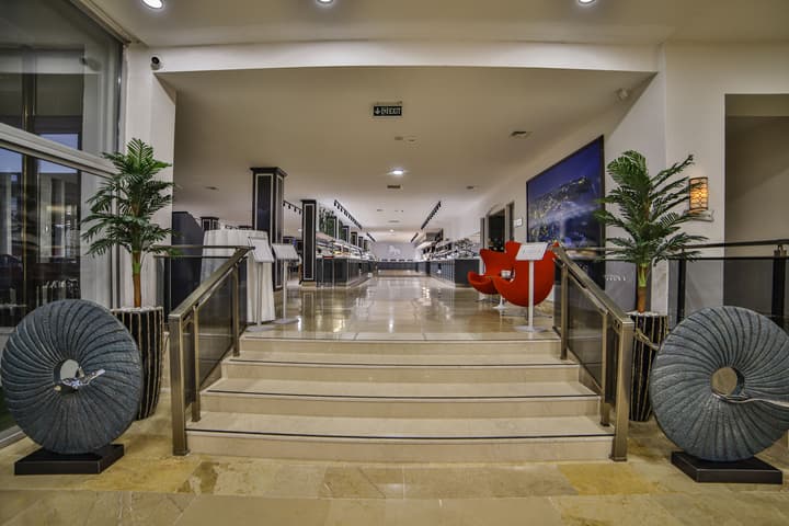 Nashira City Resort