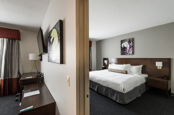 Edgewater Hotel