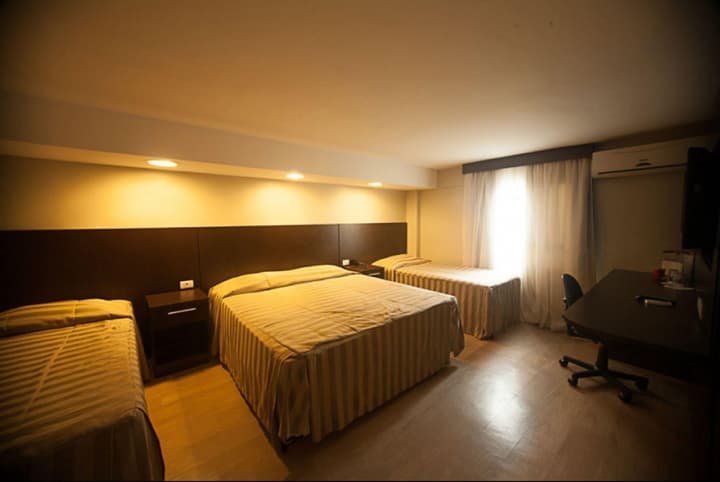 Hotel Plaza Apolo