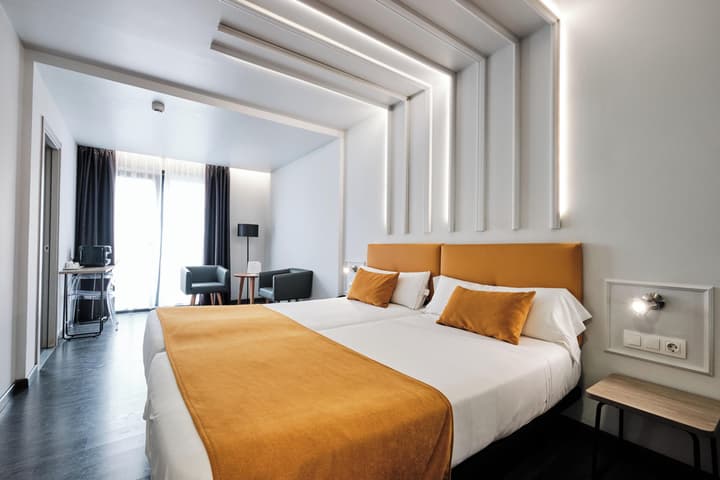 Lux Santiago Hotel