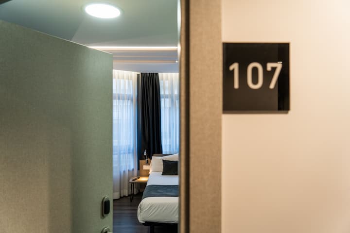 Lux Santiago Hotel