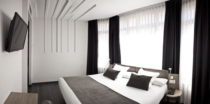 Lux Santiago Hotel