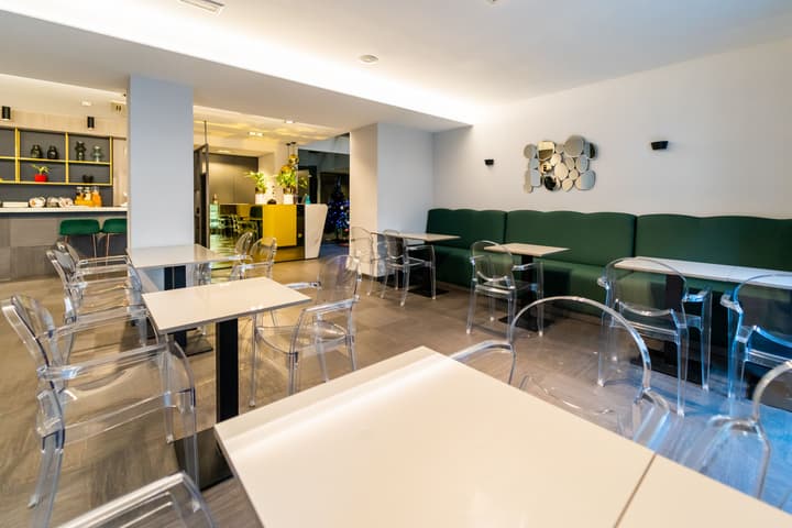 Lux Santiago Hotel
