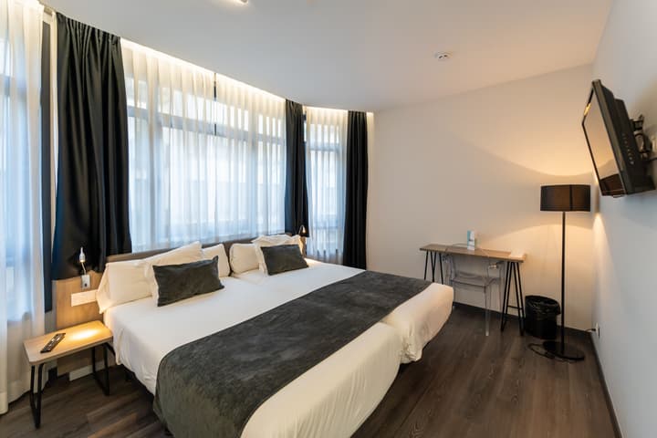 Lux Santiago Hotel