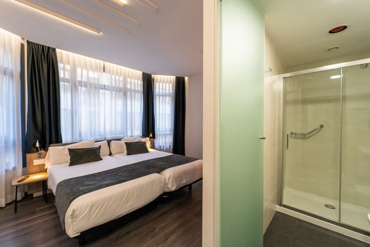 Lux Santiago Hotel