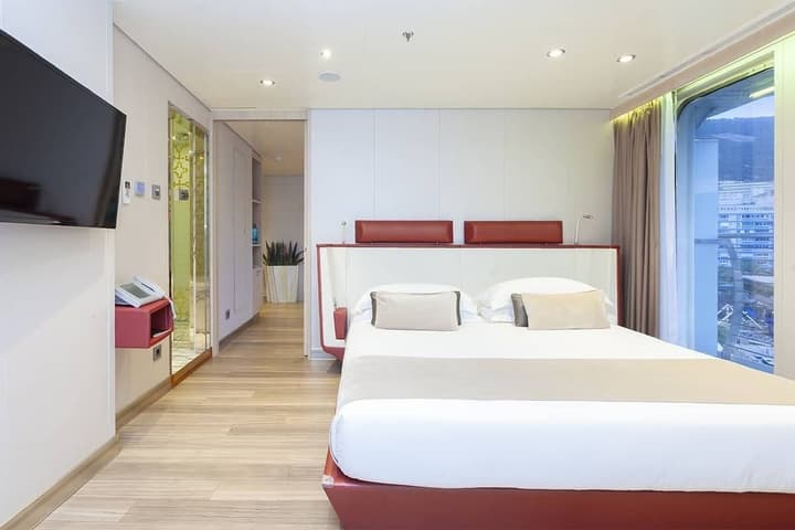 Sunborn Gibraltar Yacht Hotel Resort