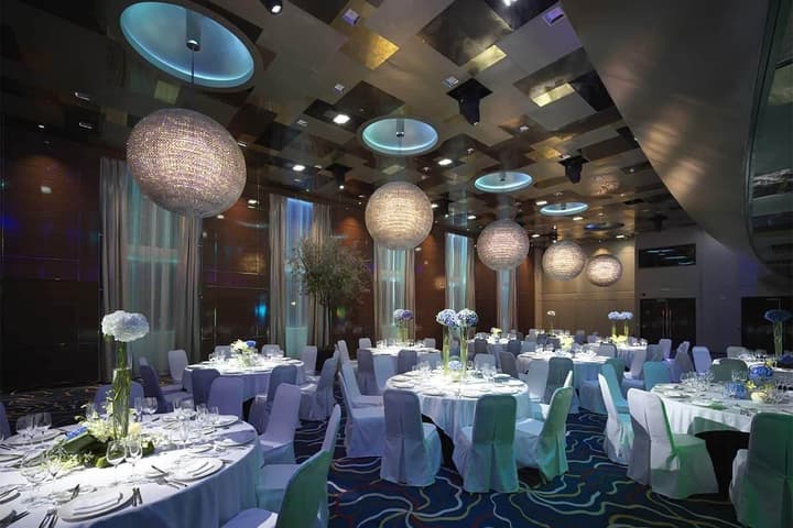 Sunborn Gibraltar Yacht Hotel Resort
