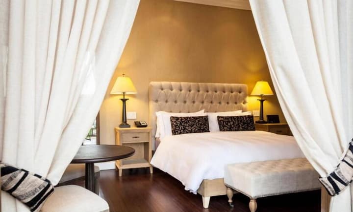Bastión Luxury Hotel