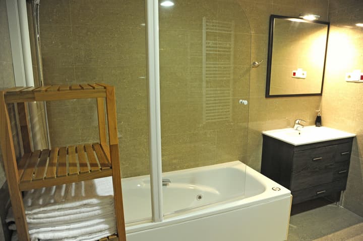 Mola! Suites