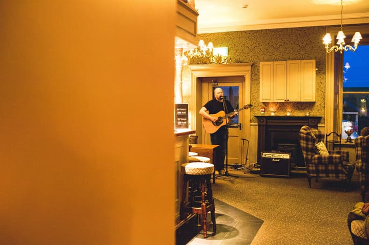 Causeway Hotel
