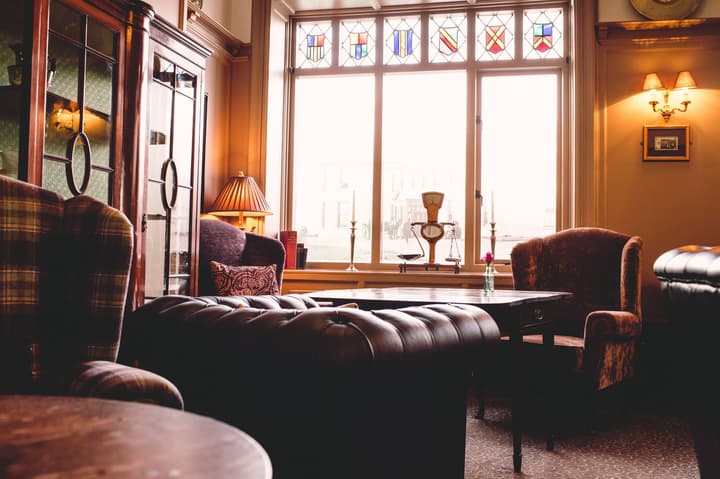 Causeway Hotel