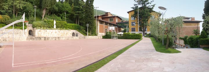 Garda Family House