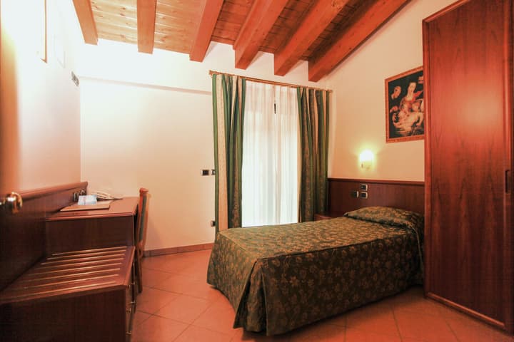 Garda Family House