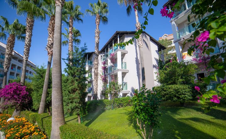 Sealife Buket Resort & Beach Hotel – All Inclusive