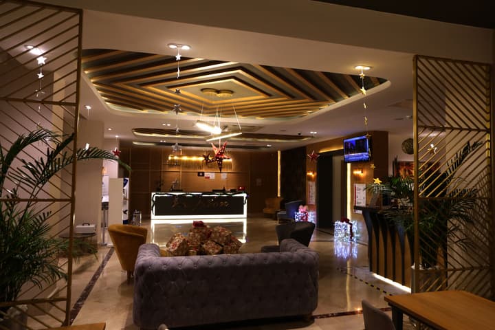 Sealife Lounge Hotel - Adult Only