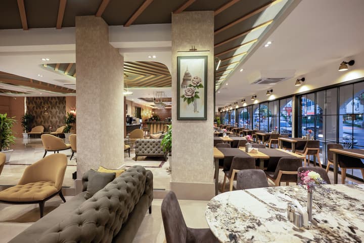 Sealife Lounge Hotel - Adult Only