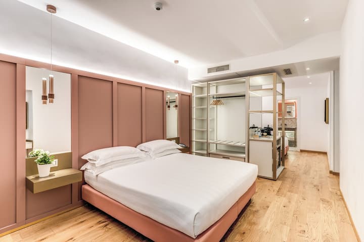 Relais Trevi 95 Boutique Hotel