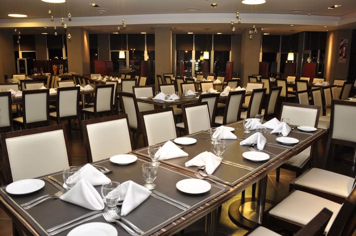Rayentray Grand Hotel