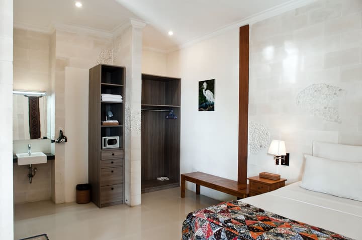 Sea Breeze Candidasa