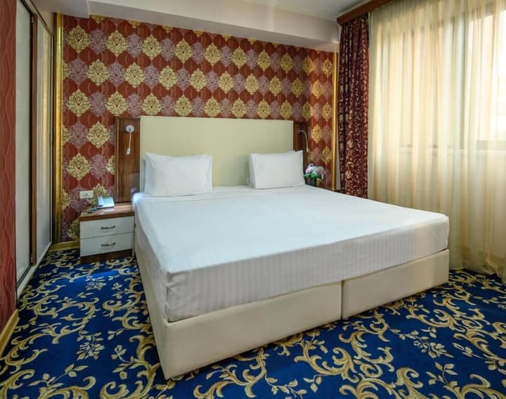 Royal Plaza by Stellar Hotels, Yerevan