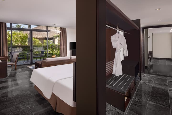 Melia Danang Beach Resort