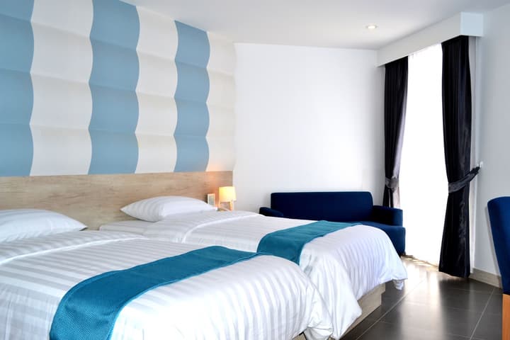 Flipper Lodge Hotel