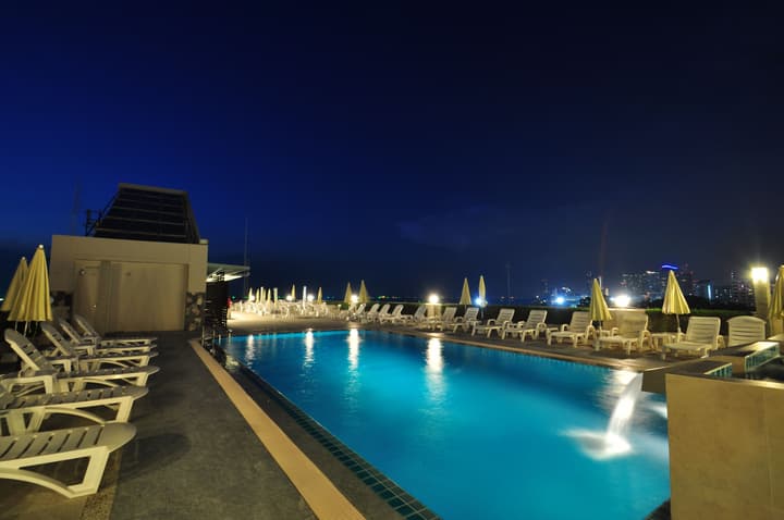 Flipper Lodge Hotel