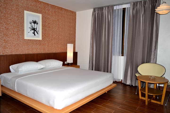 Flipper Lodge Hotel