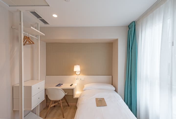 Hostal La Lonja
