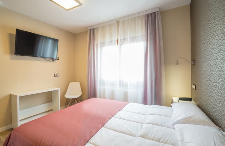 Hostal La Lonja
