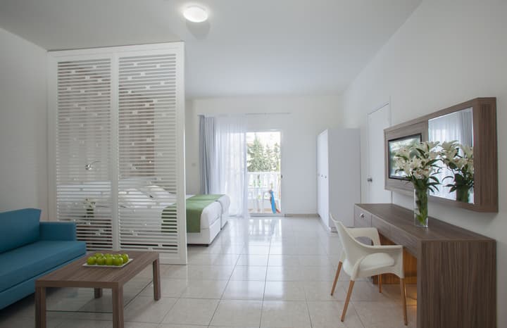 Princessa Vera Hotel Apartments