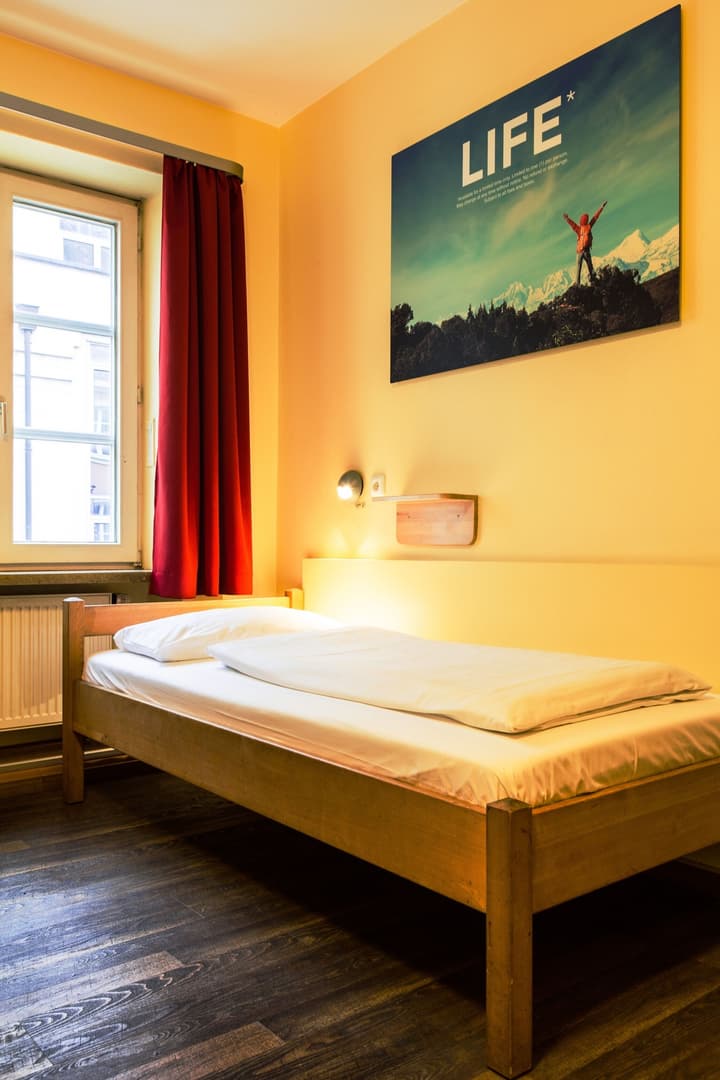 Euro Youth Hotel
