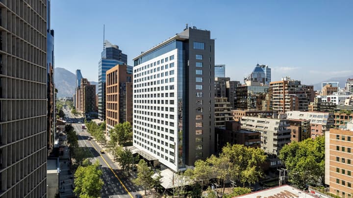 DoubleTree by Hilton Hotel Santiago - Vitacura