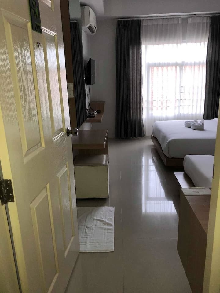 Tonkok Hotel