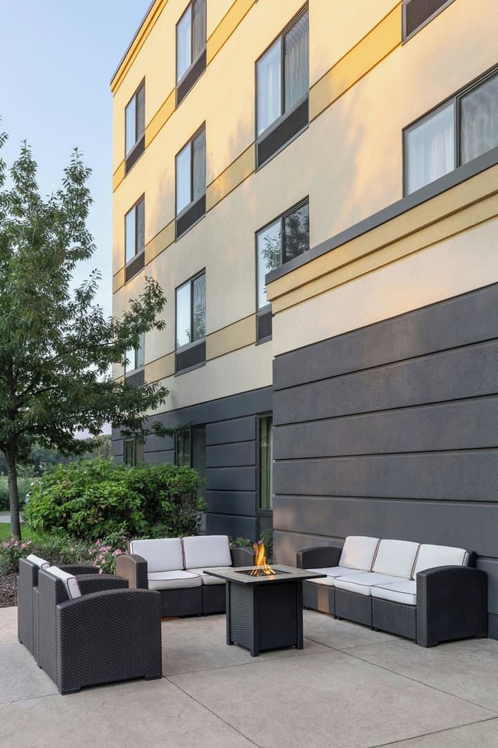 Fairfield Inn & Suites by Marriott St. Paul Northeast
