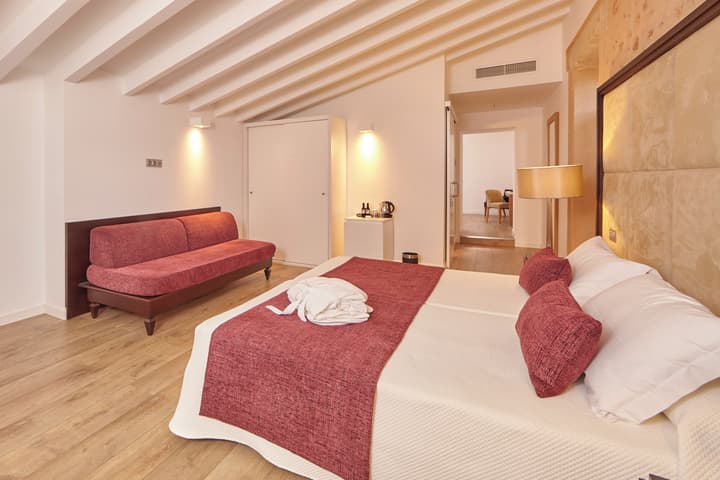 Bennoc Petit Hotel