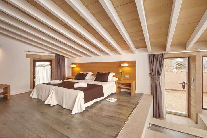 Bennoc Petit Hotel