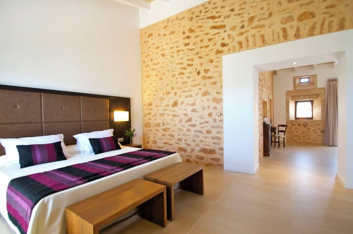 Bennoc Petit Hotel