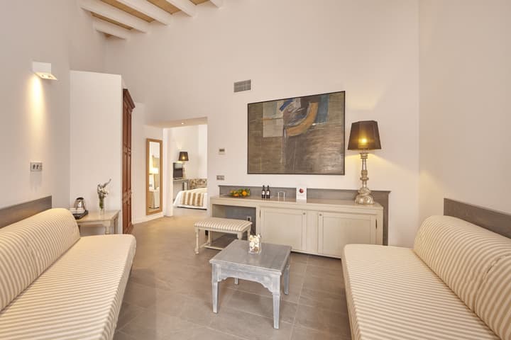 Bennoc Petit Hotel